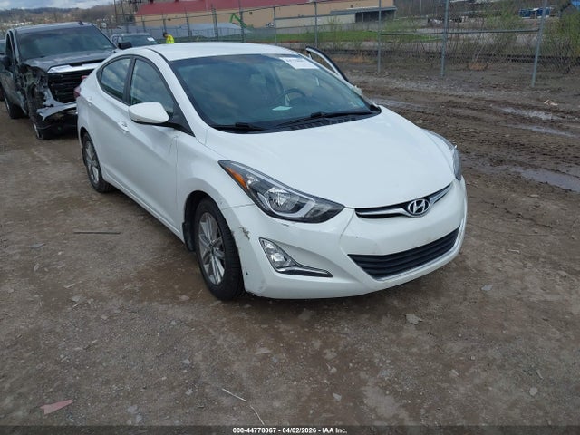 Salvage Hyundai ELANTRA Image