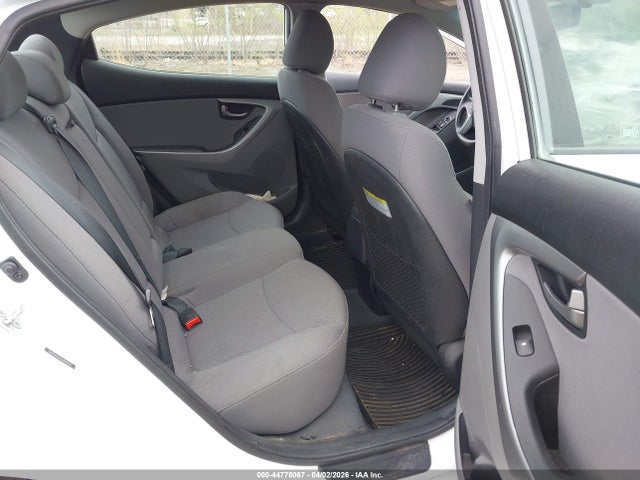 Hyundai ELANTRA Se
