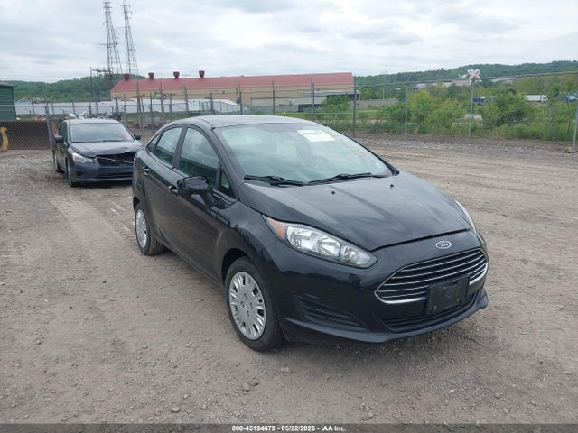 Salvage Ford Fiesta Image