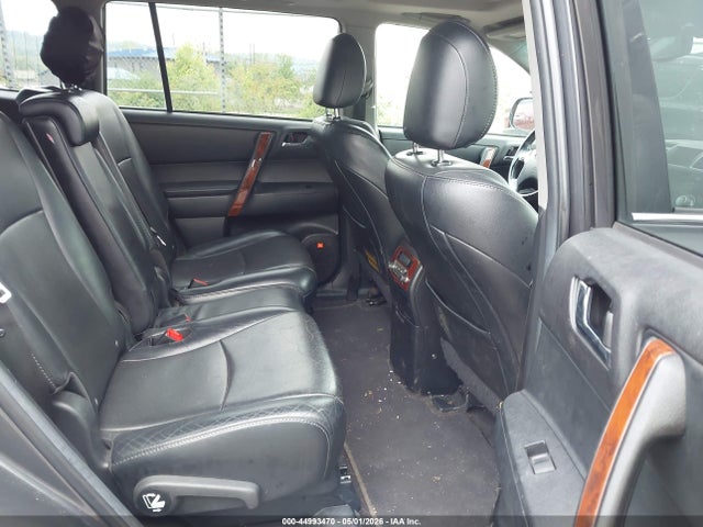Toyota Highlander Limited V6