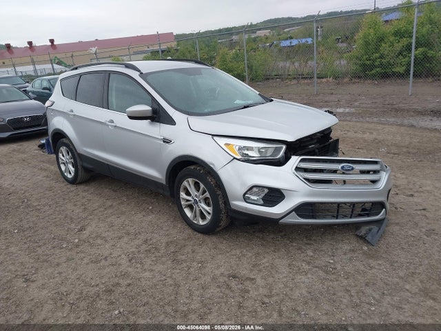 Salvage Ford Escape Image