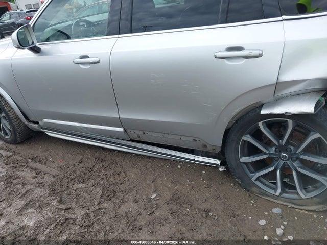 Volvo XC90 T6 Momentum