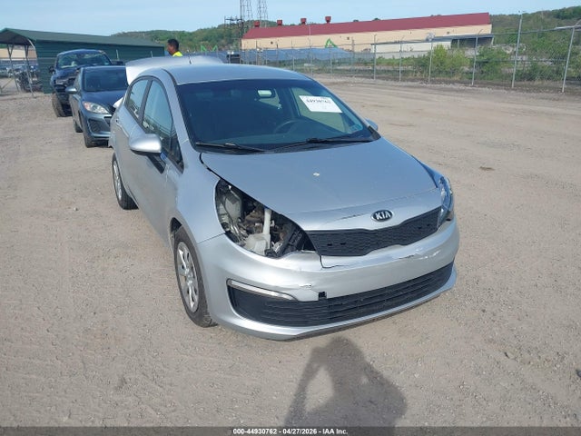 Salvage Kia Rio Image
