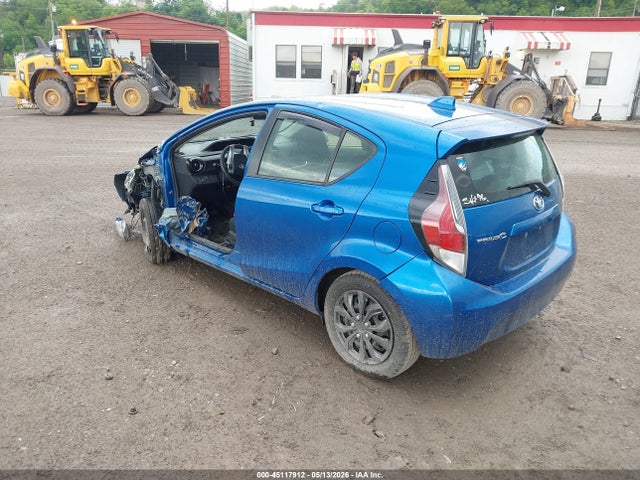 Toyota Prius c Two