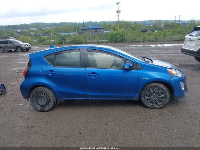 Toyota Prius c Two
