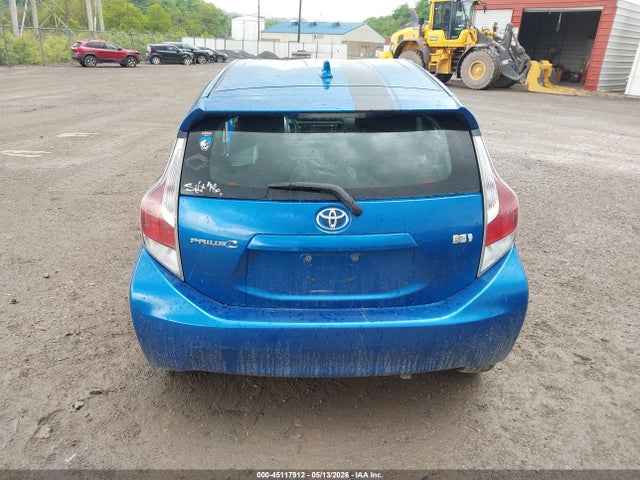 Toyota Prius c Two