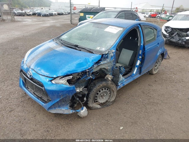 Toyota Prius c Two