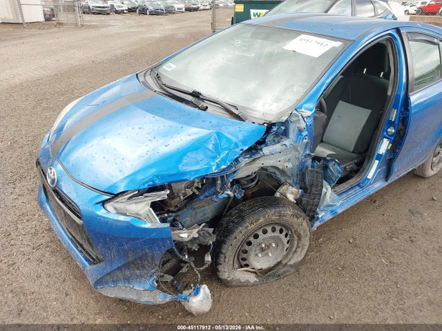 Toyota Prius c Two