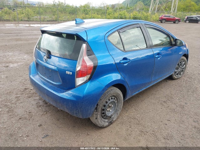 Toyota Prius c Two