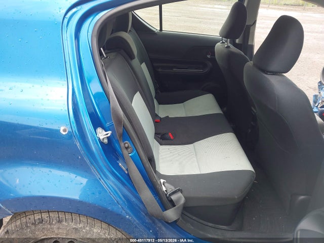Toyota Prius c Two