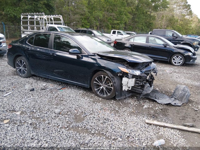 Salvage Toyota Camry Image