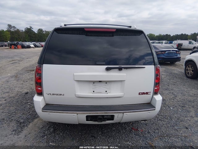 GMC Yukon Denali