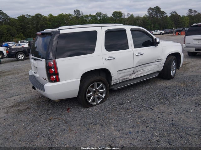 GMC Yukon Denali