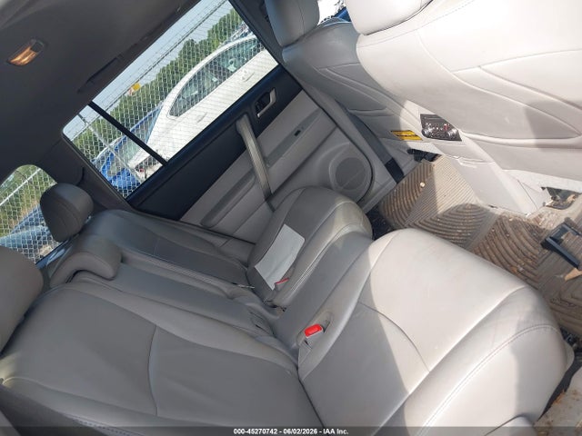 Toyota Highlander Se V6