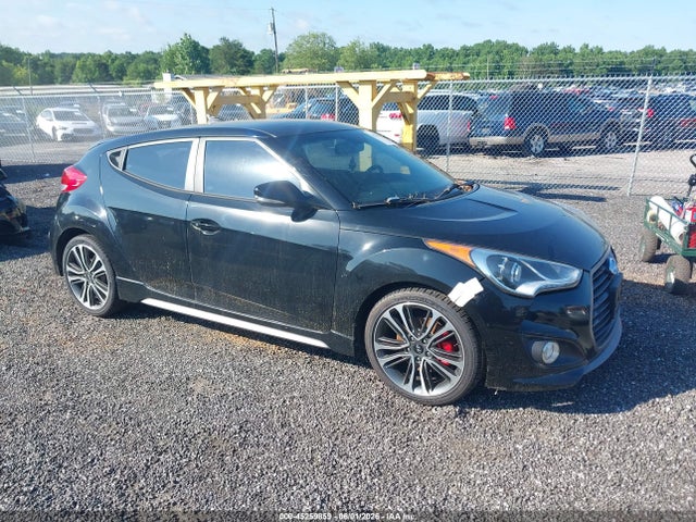Salvage Hyundai VELOSTER Image