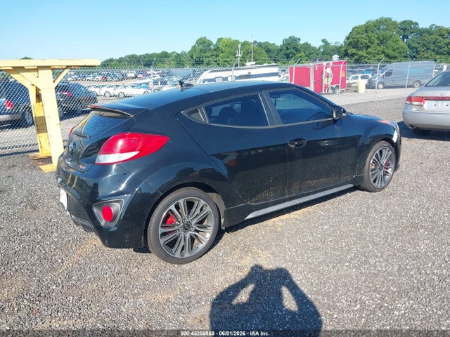 Hyundai VELOSTER Turbo