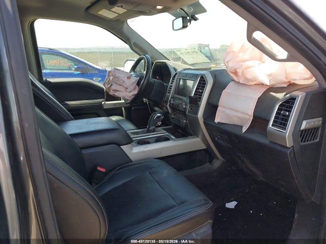 Ford F-150 Lariat