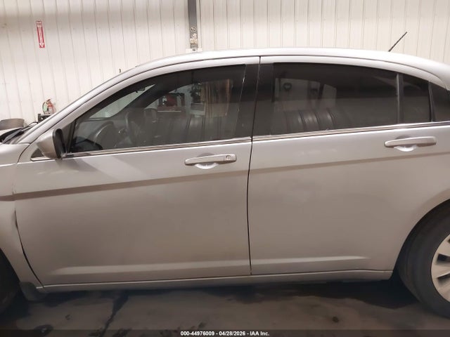 Chrysler 200 Lx