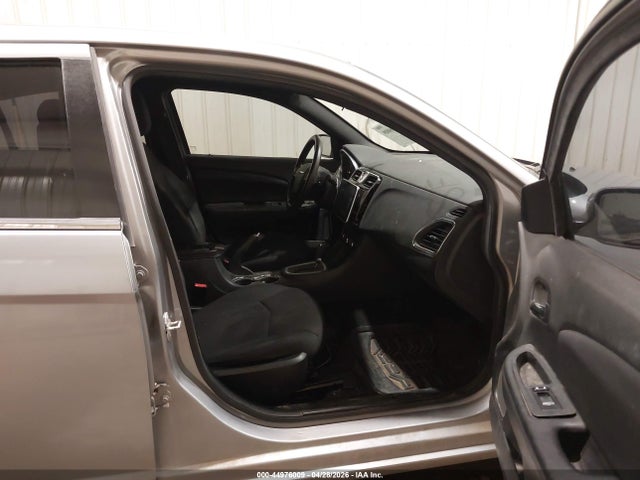 Chrysler 200 Lx