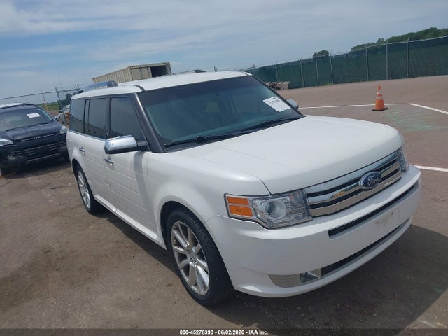 Salvage Ford Flex Image