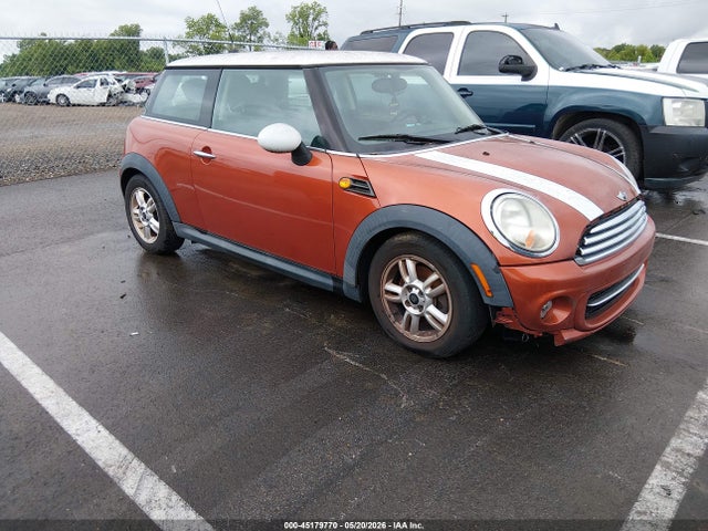 Salvage MINI Cooper Image