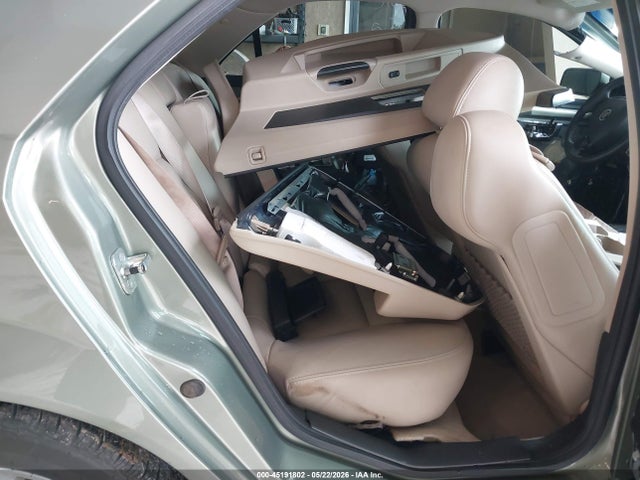 Cadillac CTS Standard