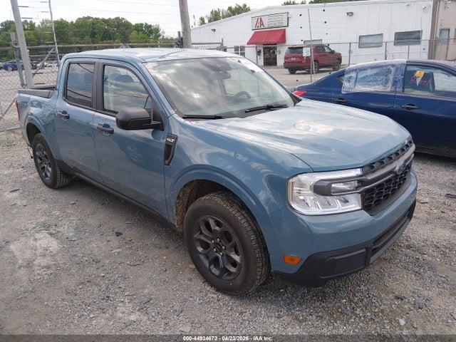 Salvage Ford Maverick Image
