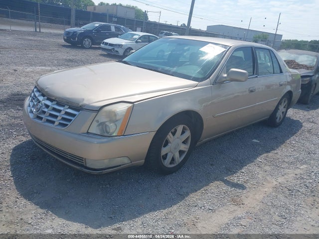 Cadillac DTS Standard