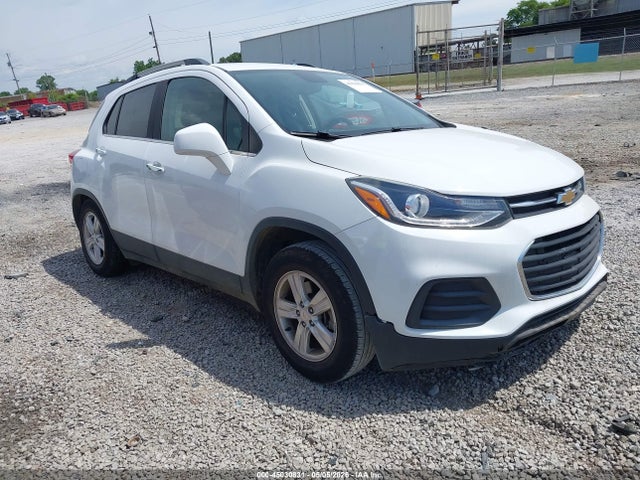 Salvage Chevrolet Trax Image
