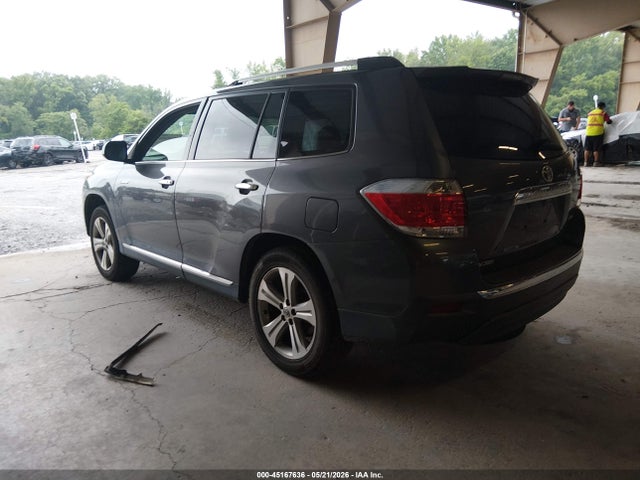 Toyota Highlander Limited V6