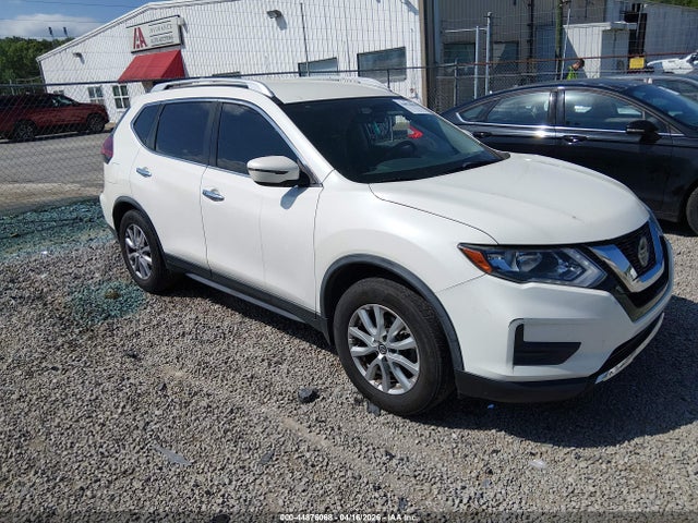 Salvage Nissan Rogue Image