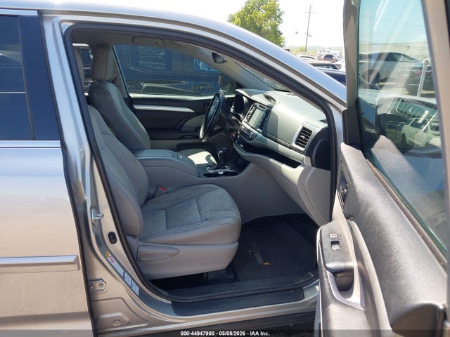 Toyota Highlander Le Plus