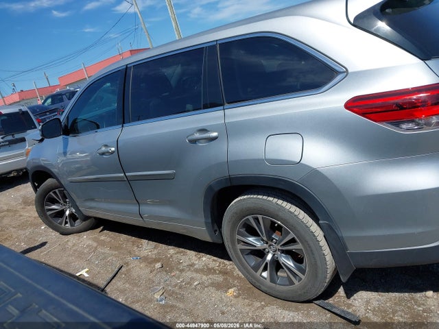 Toyota Highlander Le Plus