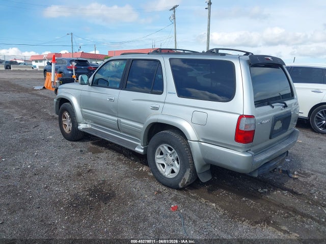 Toyota 4Runner Limited V6
