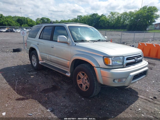 Salvage Toyota 4Runner Image