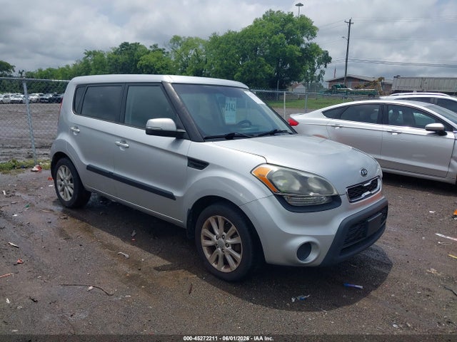Salvage Kia Soul Image
