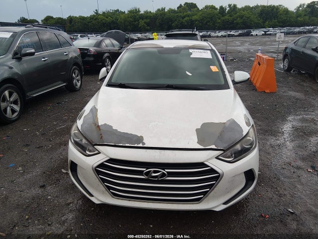 Hyundai ELANTRA Sel