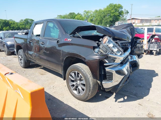 Salvage Chevrolet Silverado 1500 Image