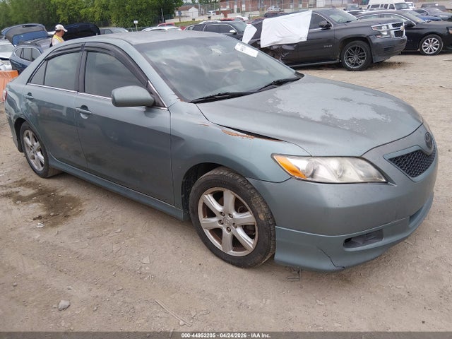 Salvage Toyota Camry Image