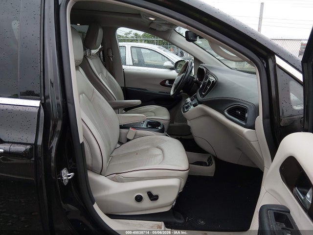 Chrysler Pacifica Limited