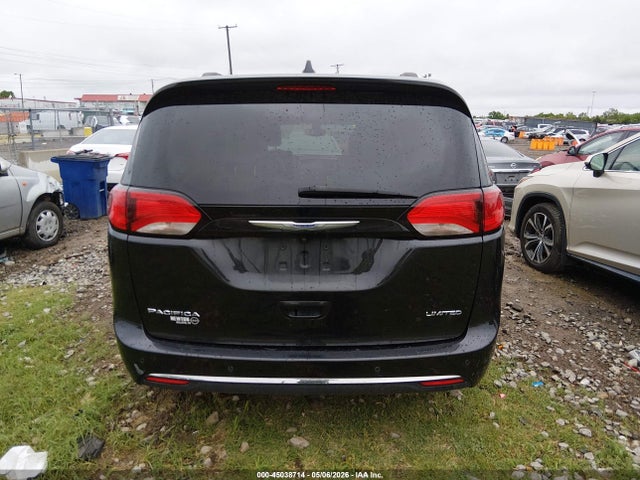 Chrysler Pacifica Limited