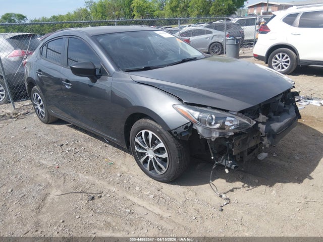 Salvage Mazda Mazda3 Image