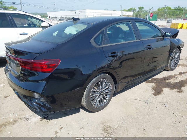 Kia Forte Gt-line