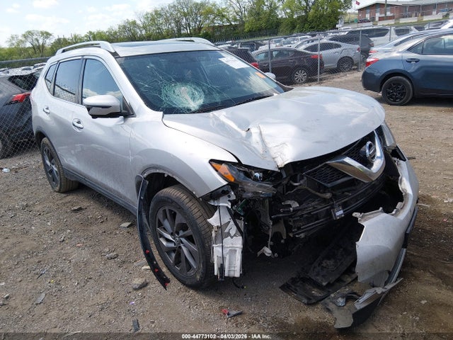 Salvage Nissan Rogue Image
