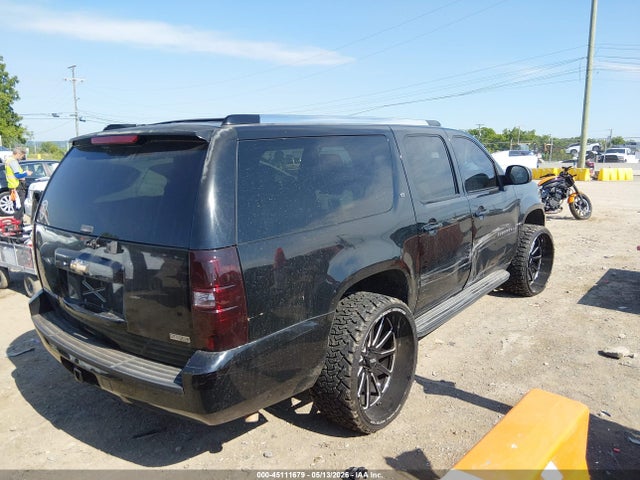 Chevrolet Suburban 1500 Lt1
