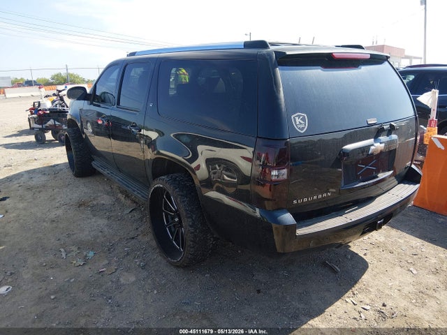 Chevrolet Suburban 1500 Lt1