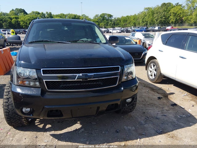 Chevrolet Suburban 1500 Lt1