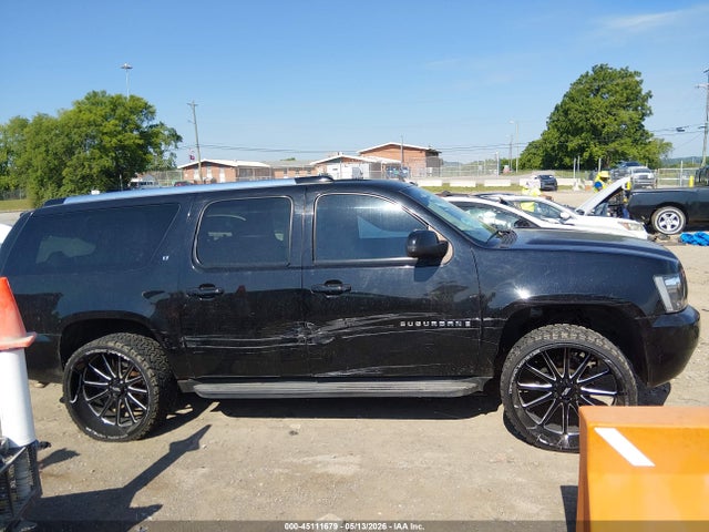Chevrolet Suburban 1500 Lt1