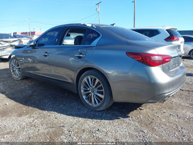 INFINITI Q50 3.0t Luxe