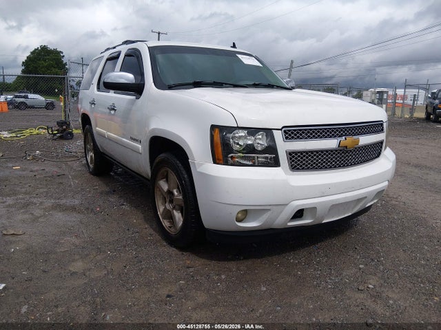 Salvage Chevrolet Tahoe Image